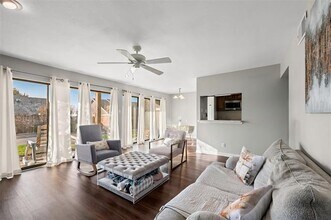 Building Photo - 1031 Signal Ridge Pl