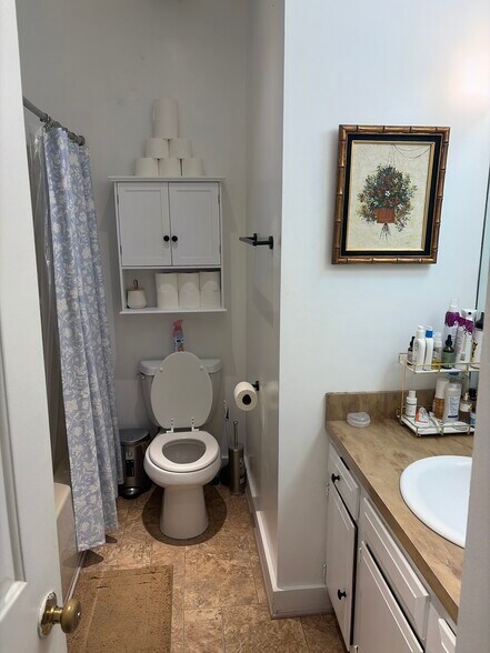 Building Photo - 1533 Floyd Ave