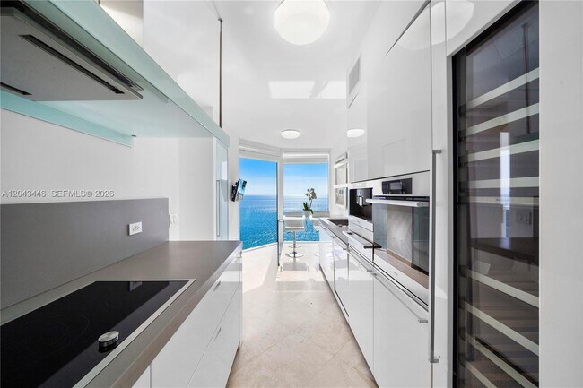 Building Photo - 4779 Collins Ave