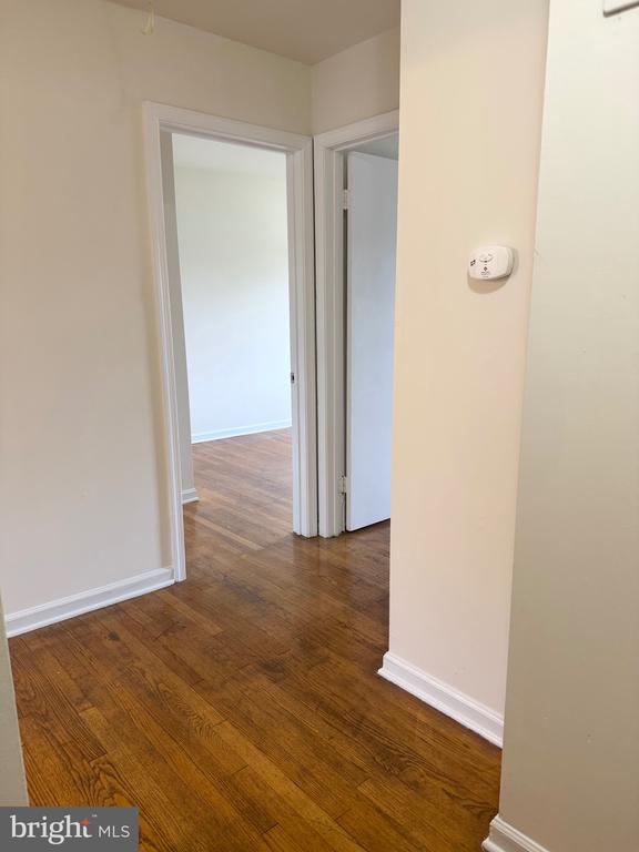Building Photo - 413 Olde Greenwich Cir