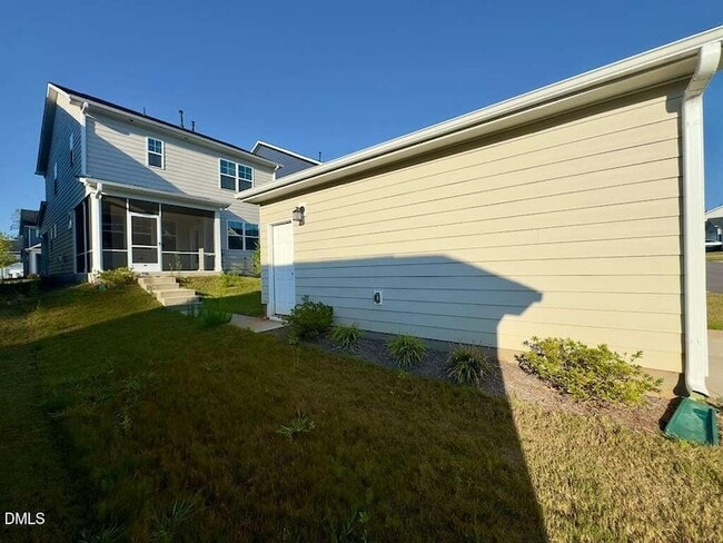 Building Photo - 312 Natsam Wds Wy