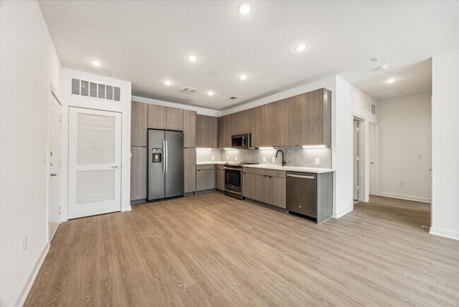 Building Photo - 4802 N Congress Ave