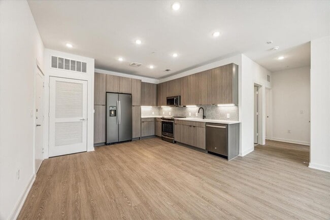 Building Photo - 4802 S Congress Ave