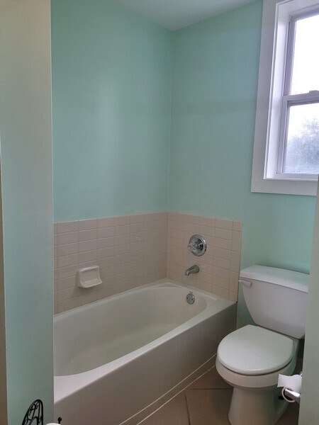 Building Photo - 502 Pryor St SW