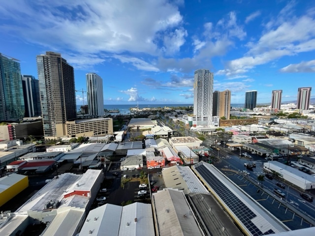 Building Photo - 909 Kapiolani Blvd