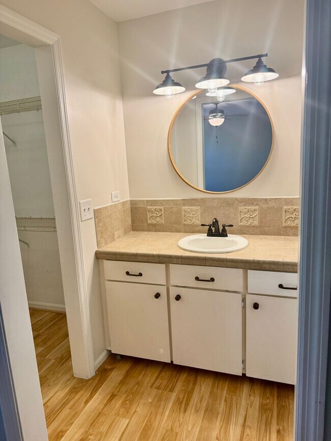 Building Photo - 3/2 Brick Home in Crowfield Plantation in Goose Creek!