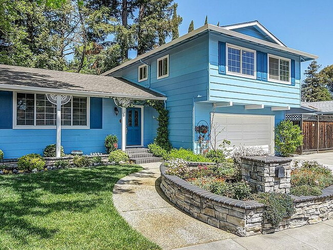 Building Photo - "Charming 4-Bedroom Retreat with 3 Full Baths in Pleasanton – 2,398 Sq Ft of Comfortable Living!"