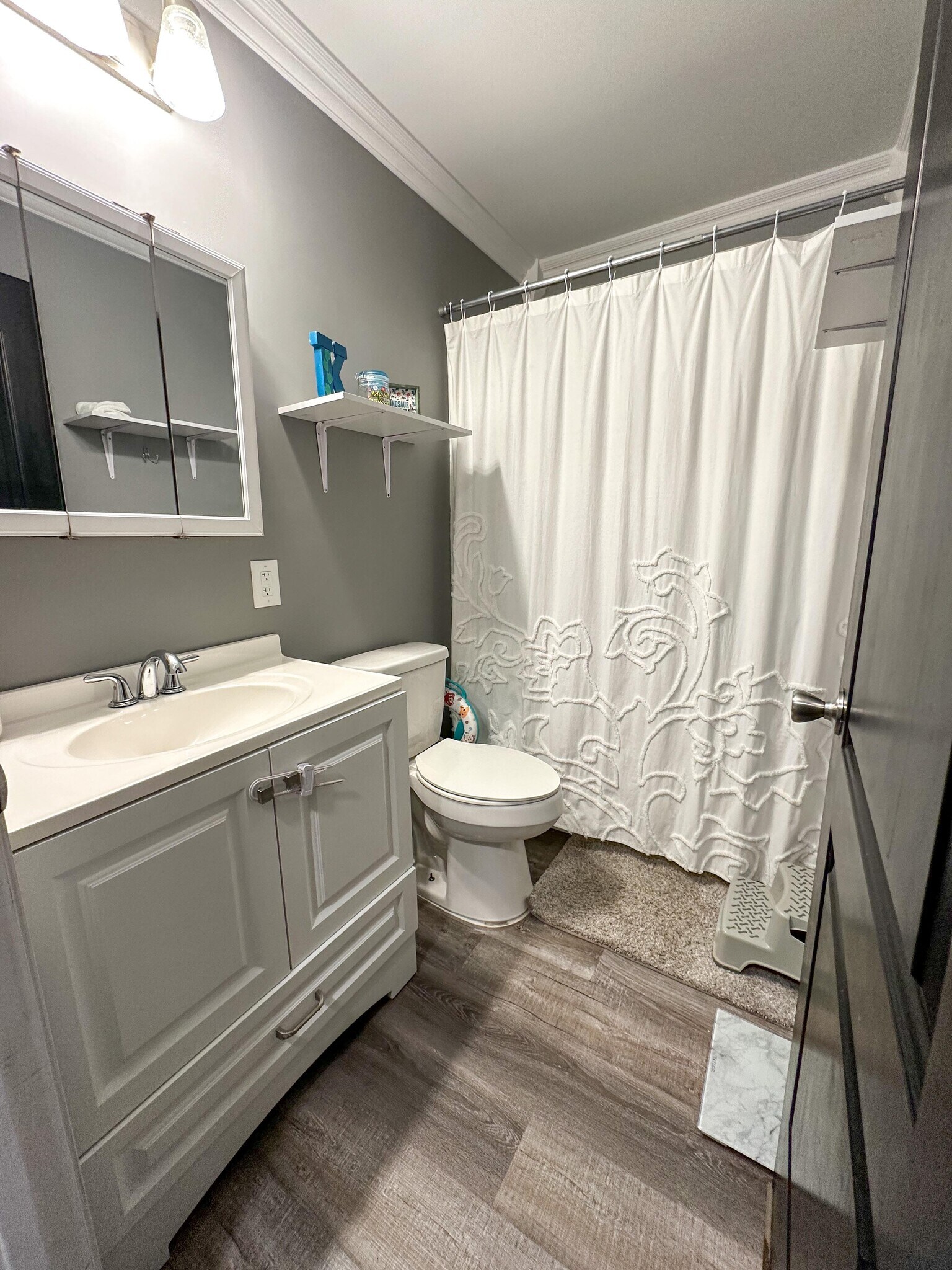 Building Photo - 5 big oak road