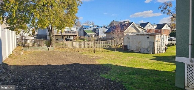 Building Photo - 2912 Hillcrest Ave