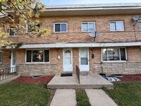 Building Photo - 1427 Hervey Ave
