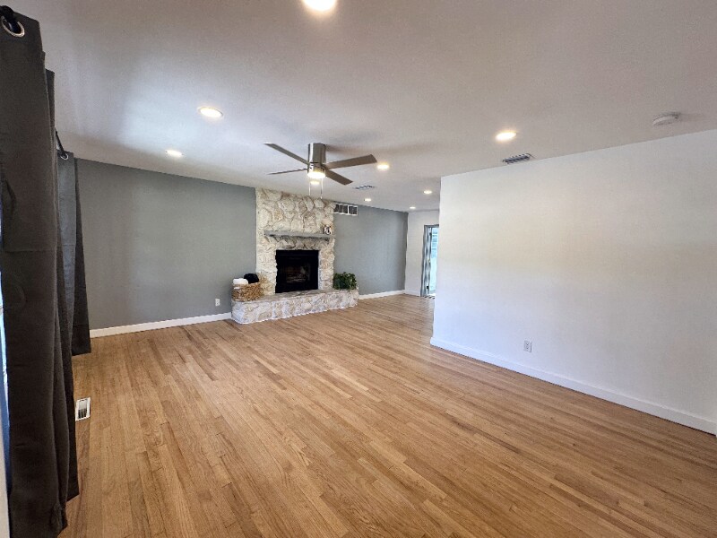 Building Photo - 1118 Brookmont Ave E