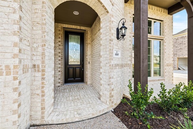 Building Photo - 4849 Brantley Dr