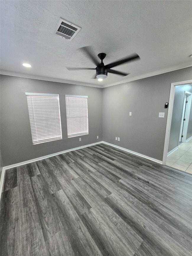 Building Photo - 616 Shaver St