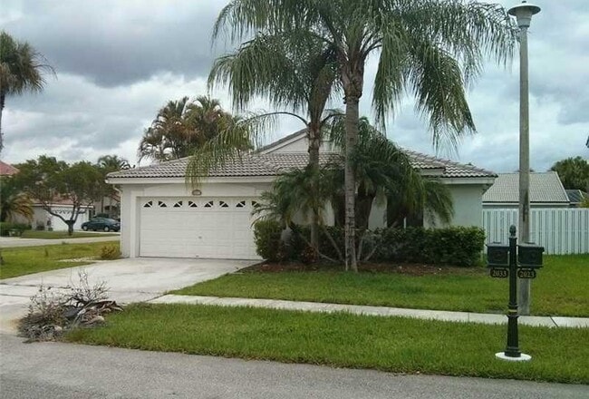 Building Photo - 2033 NW 178th Way