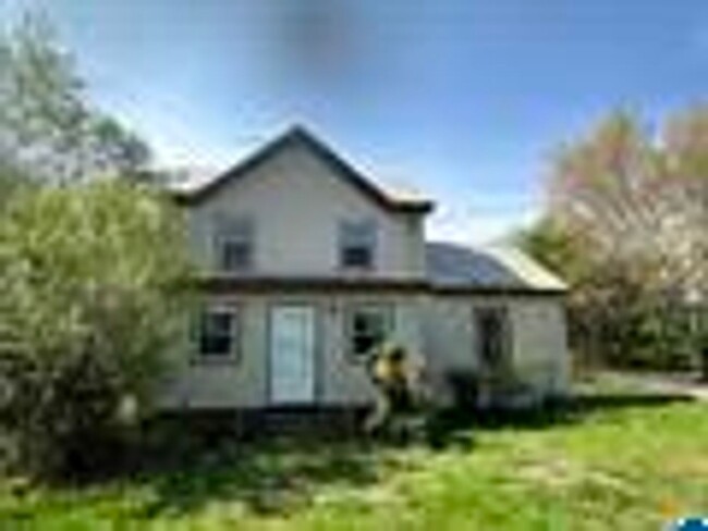Primary Photo - Country living near Crozet!