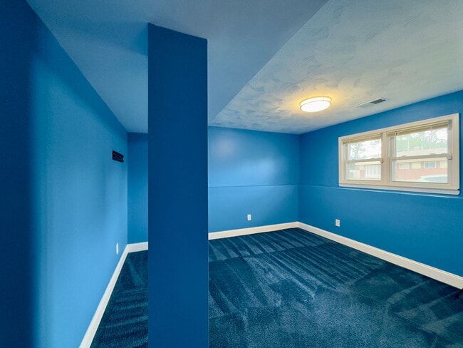 Building Photo - Charming 4 Bedroom/2 Bathroom Home with Large Backyard in Randallstown, MD!