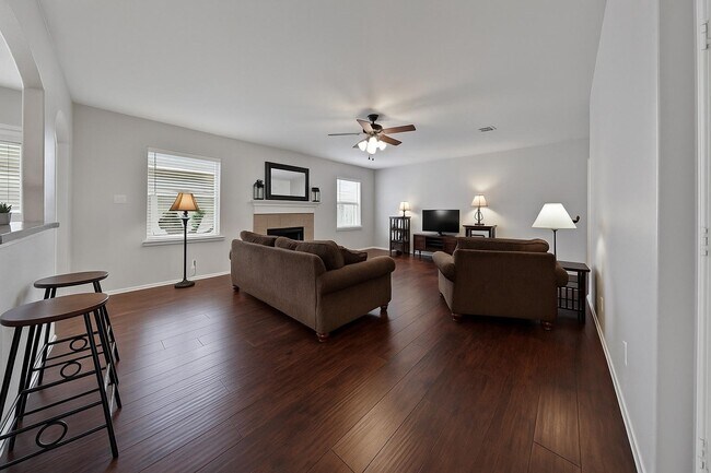 Building Photo - 3626 Knights Hollow Ct