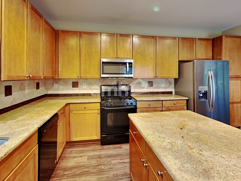 Building Photo - 7860 Keepsake Ln