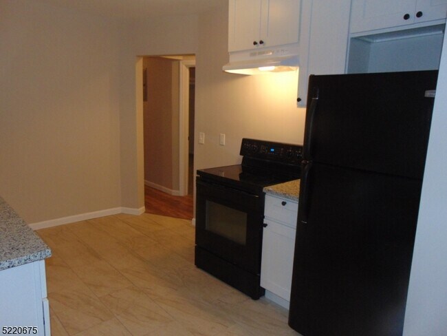 Building Photo - 75 N 11th St