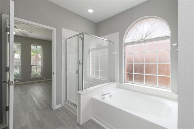 Building Photo - 2313 Hunters Run Dr