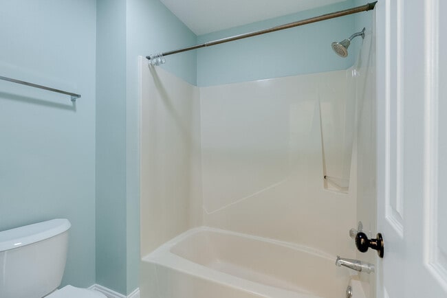 Building Photo - 1307 Calabria Rd