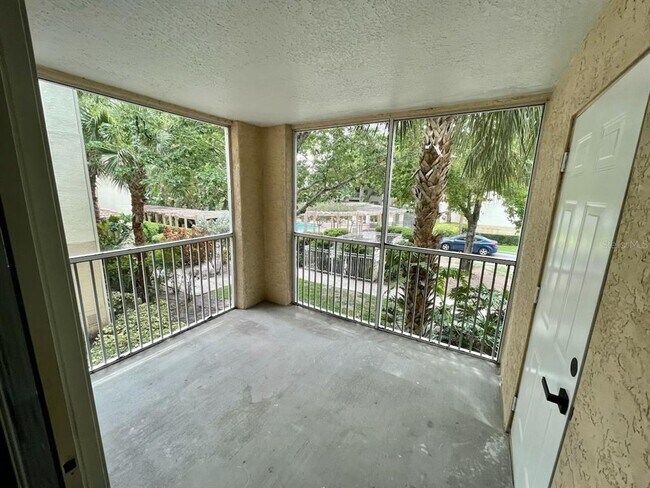 Building Photo - 827 Camargo Way