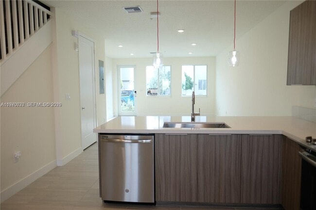 Building Photo - 6416 NW 102nd Ct