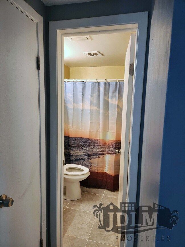 Bathroom - 12511 1st Is