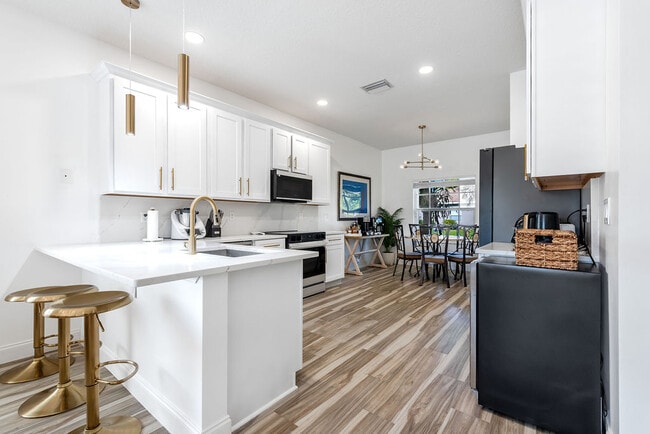 Building Photo - 2616 San Andros