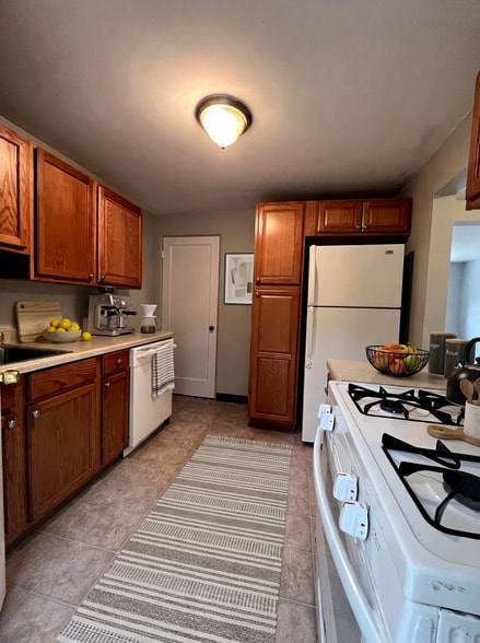 Building Photo - Jameson Townhomes