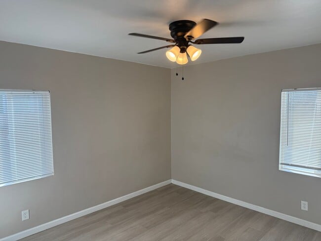 Building Photo - Charming Home in Woodland