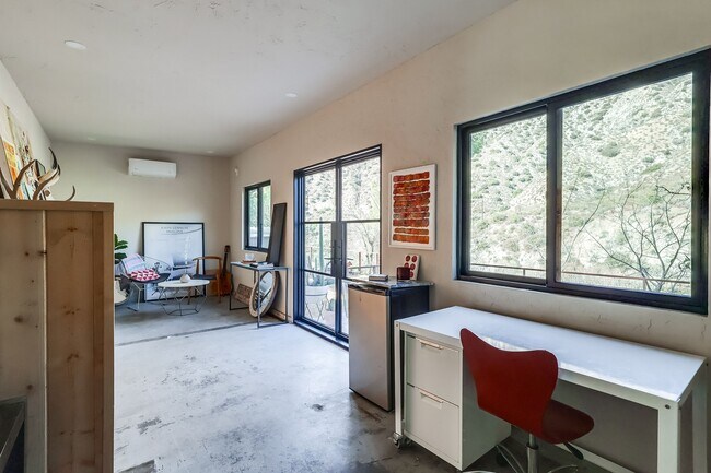 Building Photo - 4137 Big Tujunga Canyon Rd