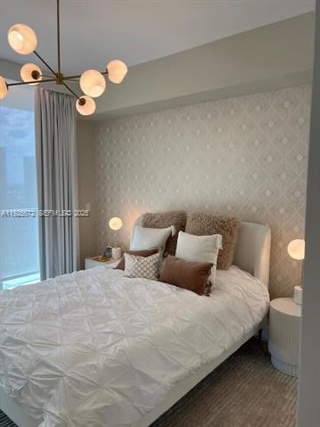 Building Photo - 31 SE 5th St