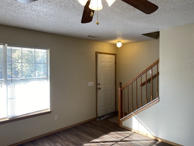 Building Photo - 3044 W Marigold Dr