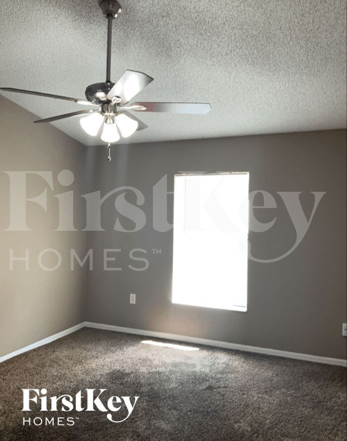 Building Photo - 7446 Groveoak Dr