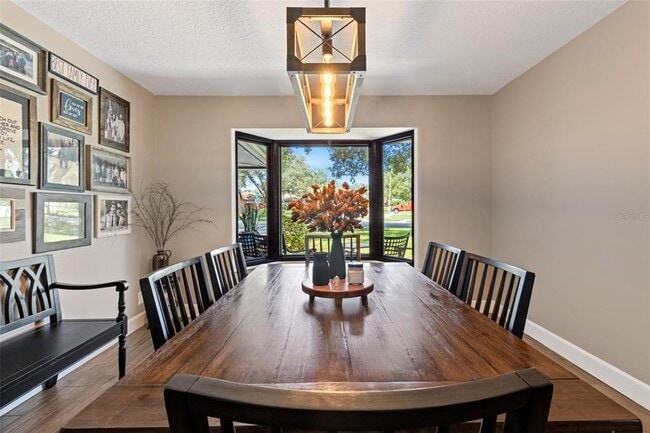 Building Photo - 10911 Victoria Arbor Way