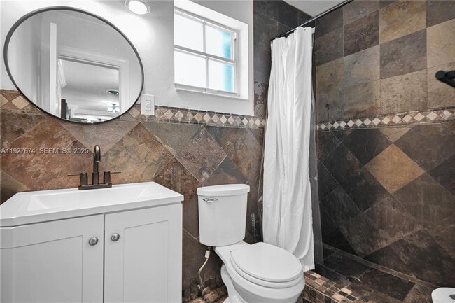 Building Photo - 5713 Jefferson St