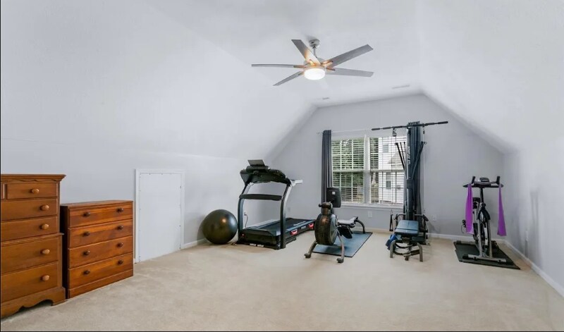 Building Photo - 5620 Scotts Pond Dr