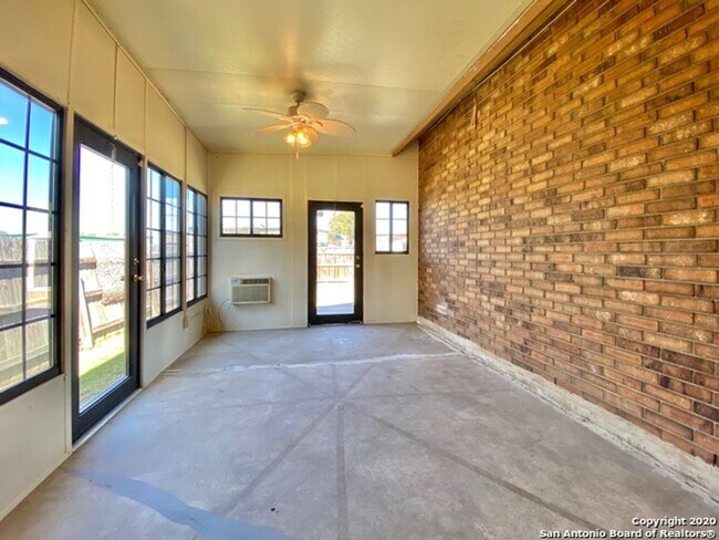 Building Photo - ***APPLICATION CURRENTLY UNDER REVIEW***St...