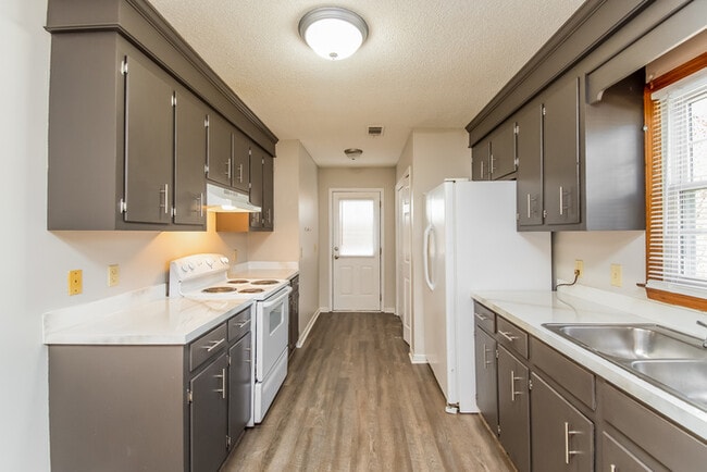 Building Photo - 10 Market Hall Ct