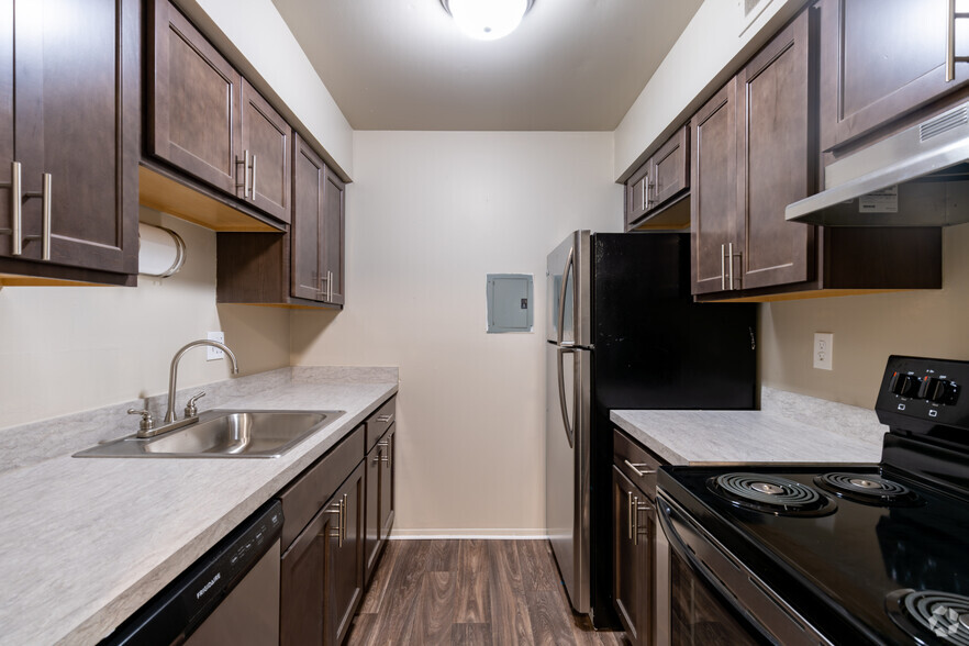 Premium Finishes - Lakeview Apartments