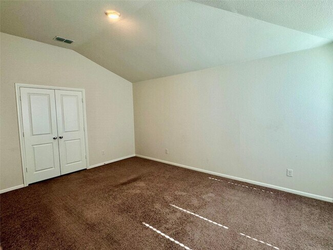 Building Photo - 6122 Heron Dr