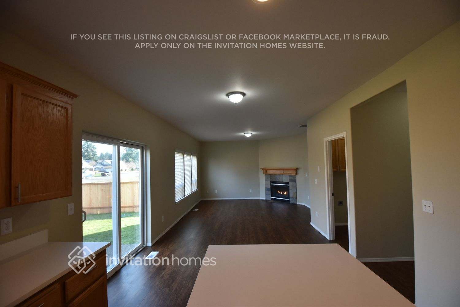 Building Photo - 2321 171st St E