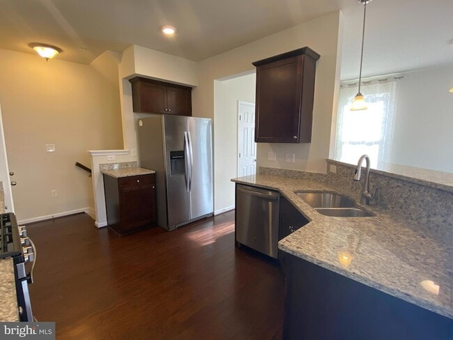 Building Photo - 6173 Margarita Way