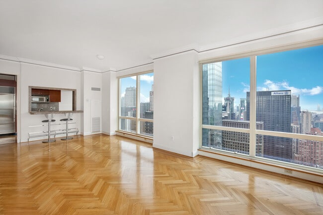 Building Photo - 230 W 56th St