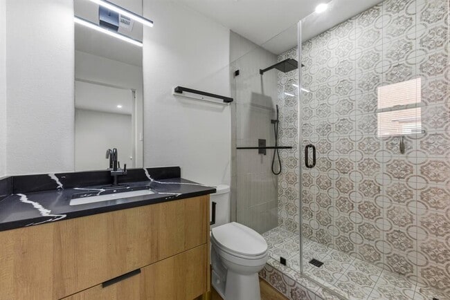 Building Photo - 3817 Leafield Dr