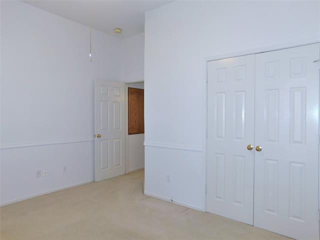 Building Photo - 2432 Shetland Dr