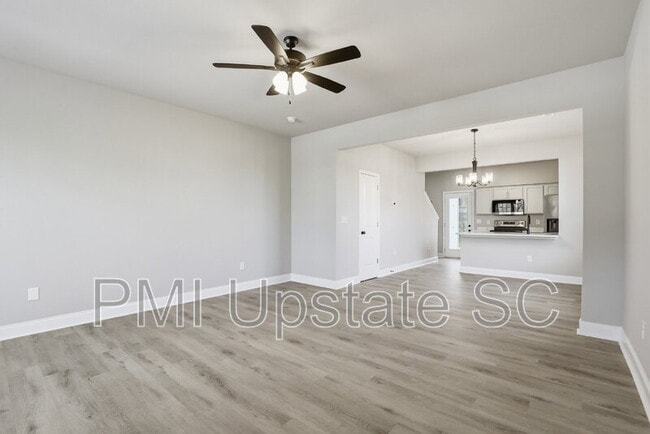 Building Photo - 107 Virginia Ave