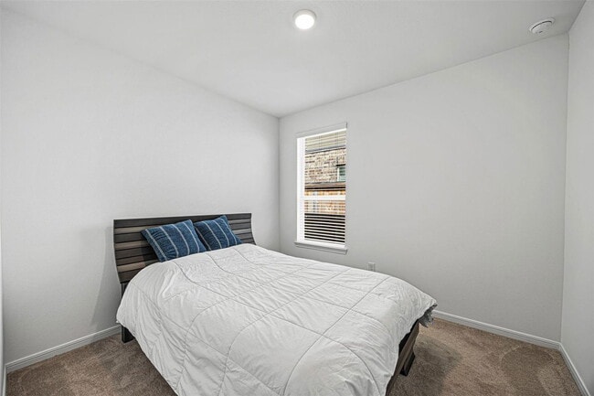 Building Photo - 21127 Dolphin Bay Ln