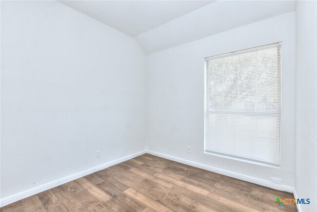 Building Photo - 2603 Remington Dr